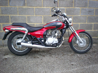 482 2001 Kawasaki Eliminator BN125-A3 Red Icon
