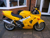 55 1999 honda vfr 800f icon