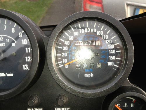1989 kawasaki gpz900r-a5 speedometer