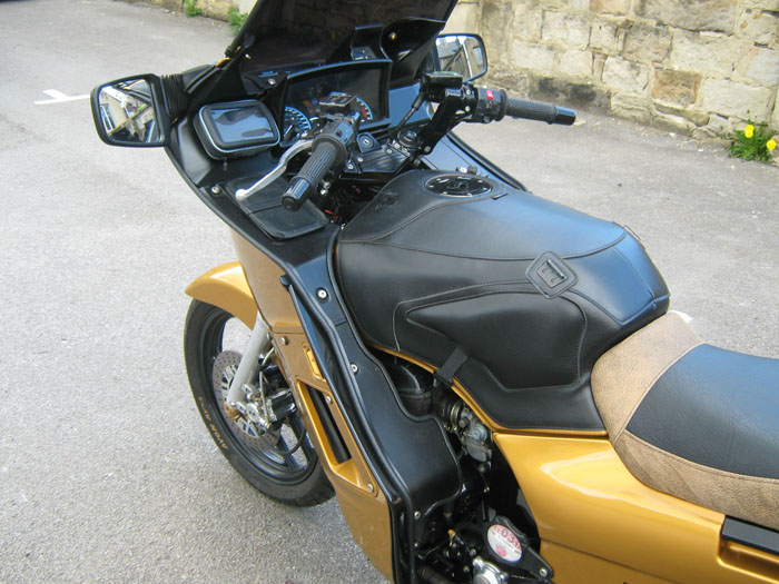 1988 Kawasaki GTR1000 Tank Cover