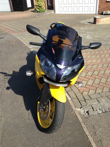 2002 Kawasaki Ninja ZX6-R J2 Yellow Front View