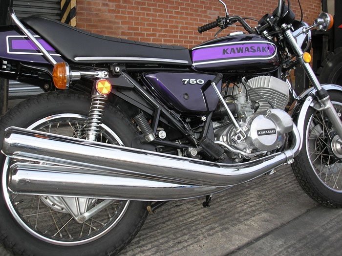 1975 Kawasaki H2C 750 Triple Side