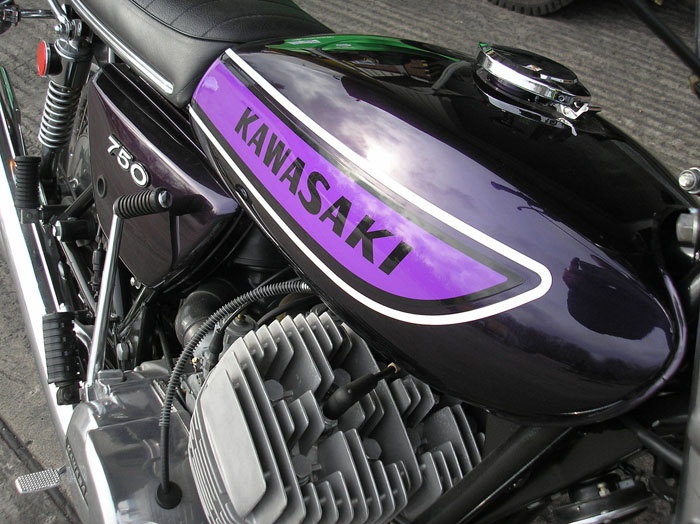 1975 Kawasaki H2C 750 Triple Tank