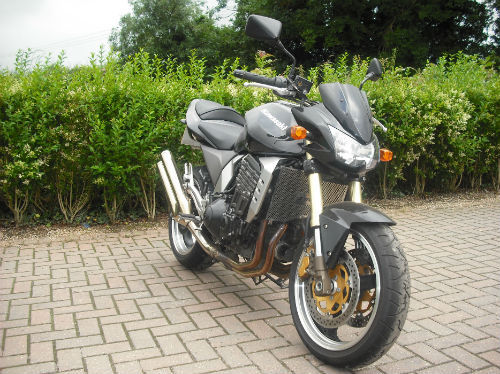 2004 kawasaki zr 1000 a2h front