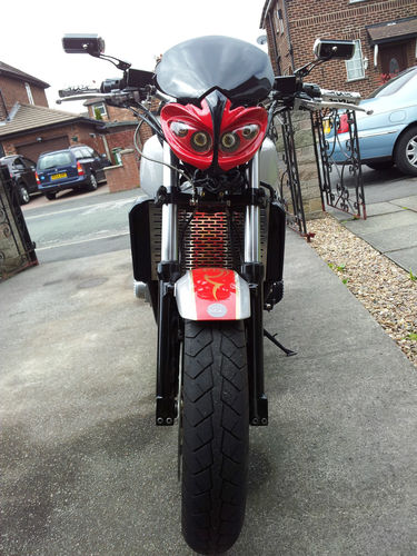 2000 Kawasaki ZRX 1100 C4 Tribal Warrior Custom Muscle Streetfighter Bike Front