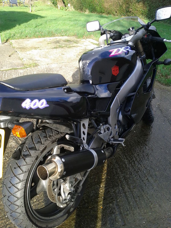 2000 kawasaki zx400-l9 black 3