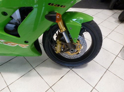 2004 kawasaki zx636 b1h front wheel