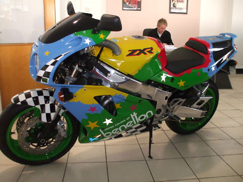 1992 kawasaki zxr 750 j1 benetton colours 3