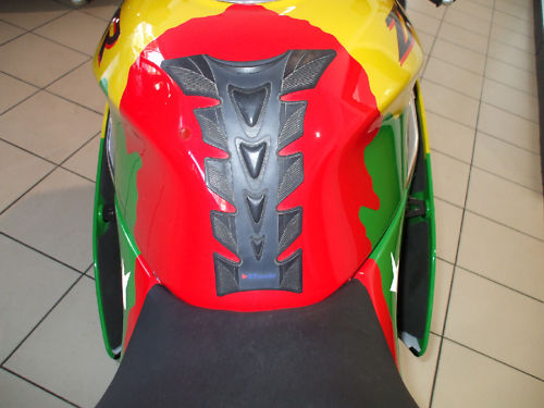 1992 kawasaki zxr 750 j1 benetton colours tank