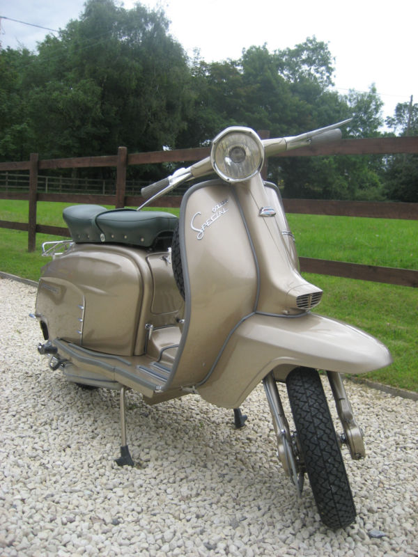 1964 lambretta chrome ring model golden special front