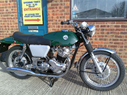 1968 norton 750 commando classic fastback 1