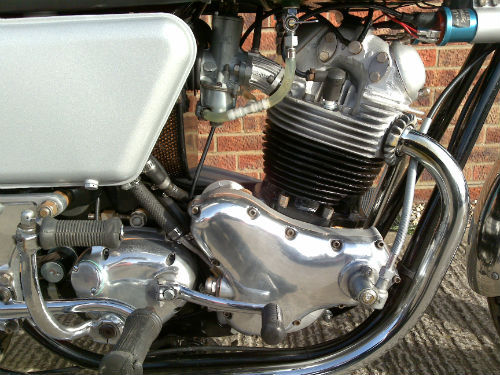 1968 norton 750 commando classic fastback engine