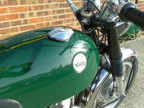 1968 norton 750 commando classic fastback tank