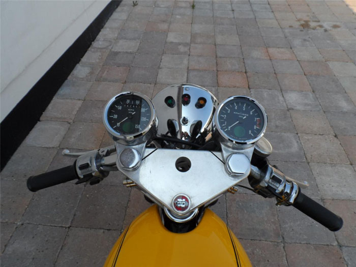 1972 Norton Commando 750 Handlebar Gauges