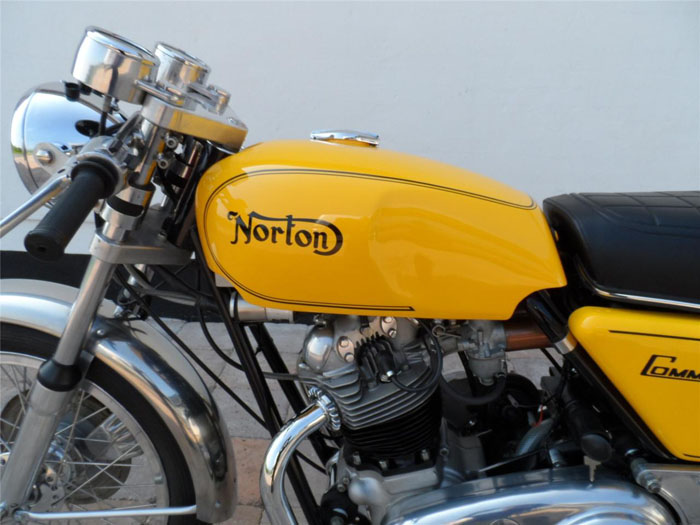 1972 Norton Commando 750 Tank