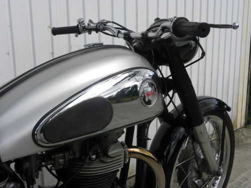 1958 norton wideline dominator 99 600cc tank