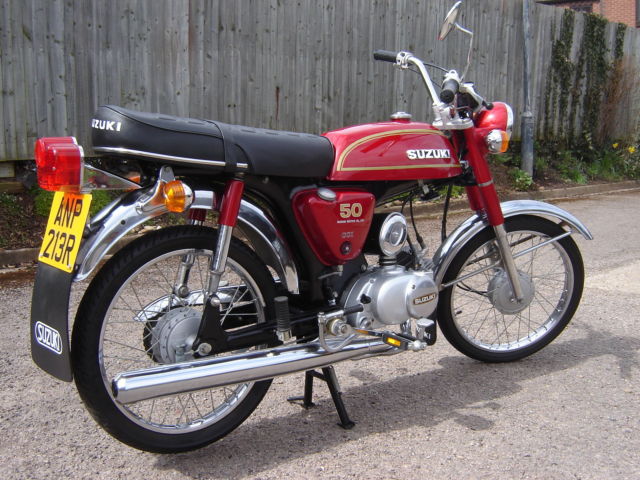 1977 red suzuki ap50 back