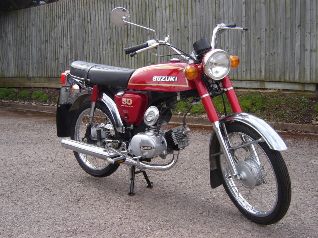 1977 red suzuki ap50 front