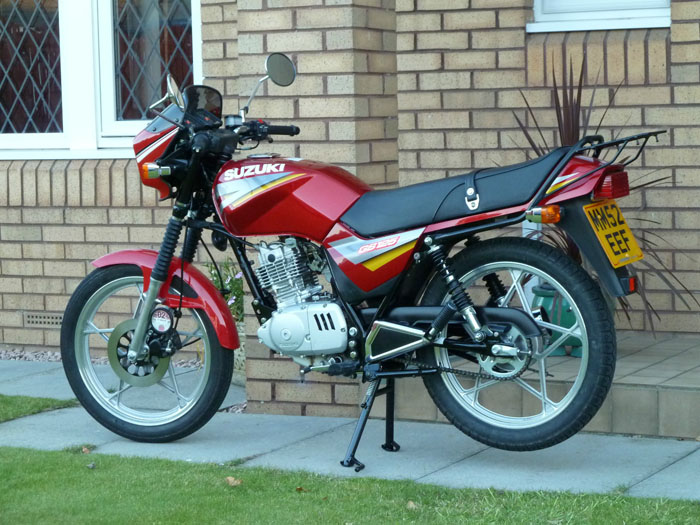 2002 Suzuki GS125ESX 3