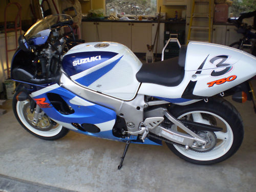 2000 suzuki gsxr 750 x 2