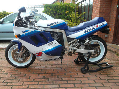 1990 Suzuki GSXR 1100 L 1