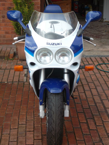 1990 Suzuki GSXR 1100 L Front
