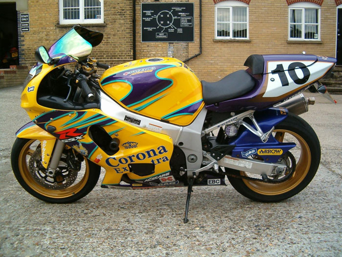 2003 Suzuki GSXR 600 ZK3 Corona Extra 2