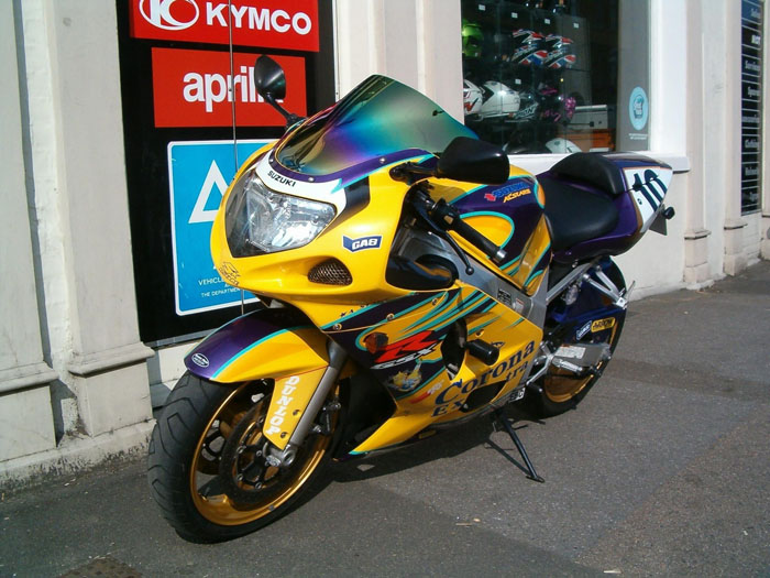 2003 Suzuki GSXR 600 ZK3 Corona Extra 3