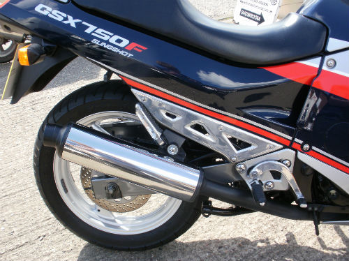 1989 suzuki gsxf750 rear wheel exhaust