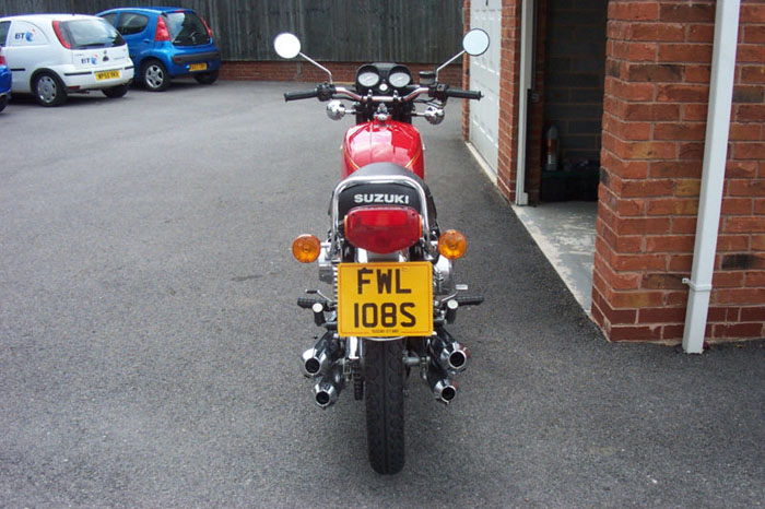 1977 suzuki gt380 b model back