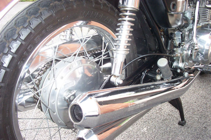 1977 suzuki gt380 b model rear wheel exhausts
