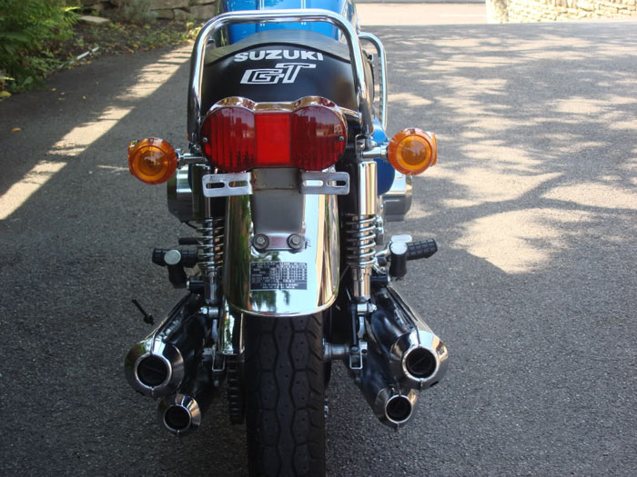 1974 suzuki gt750l back