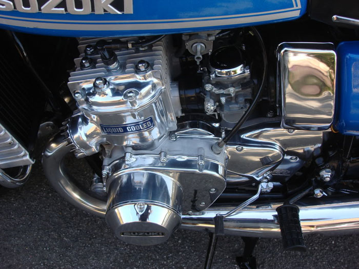 1974 suzuki gt750l engine