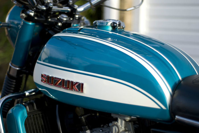 1971 suzuki gt 750 j model tank