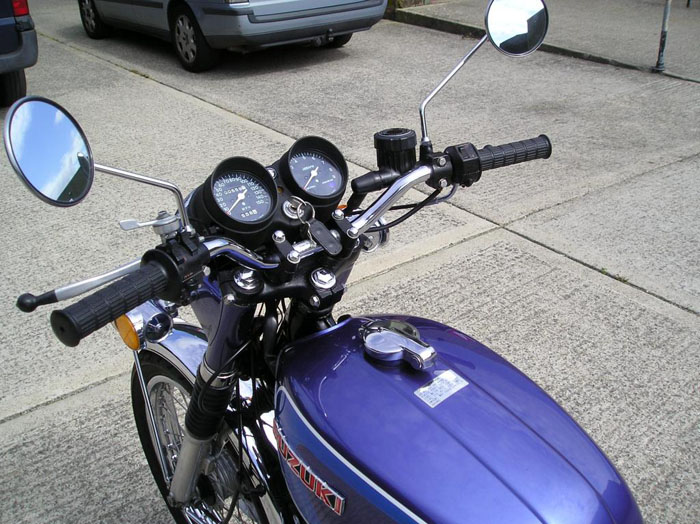 1973 suzuki gt550k tank handlebars speedometer gauges