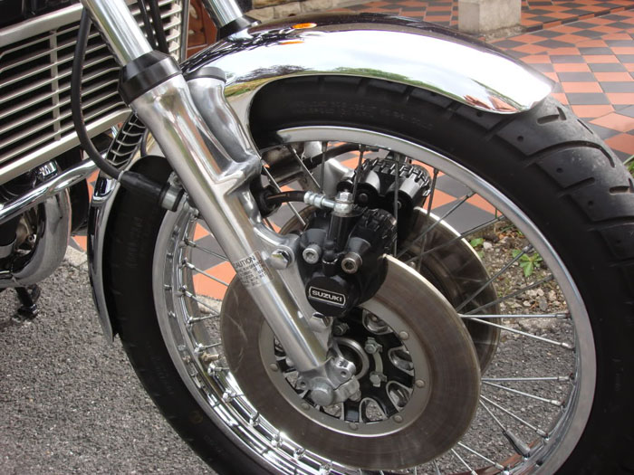 1978 suzuki gt750b front wheel