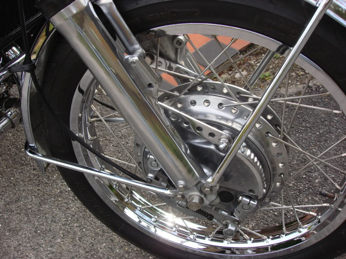 1971 suzuki gt750j front wheel