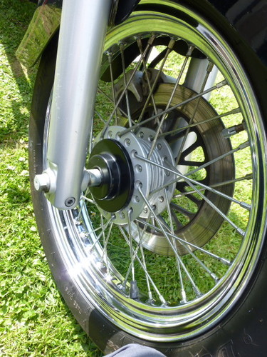 1998 Suzuki GZ 125 W Front Wheel