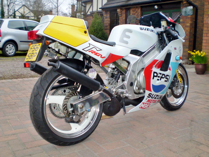 1989 suzuki rgv 250 vj21 pepsi model back