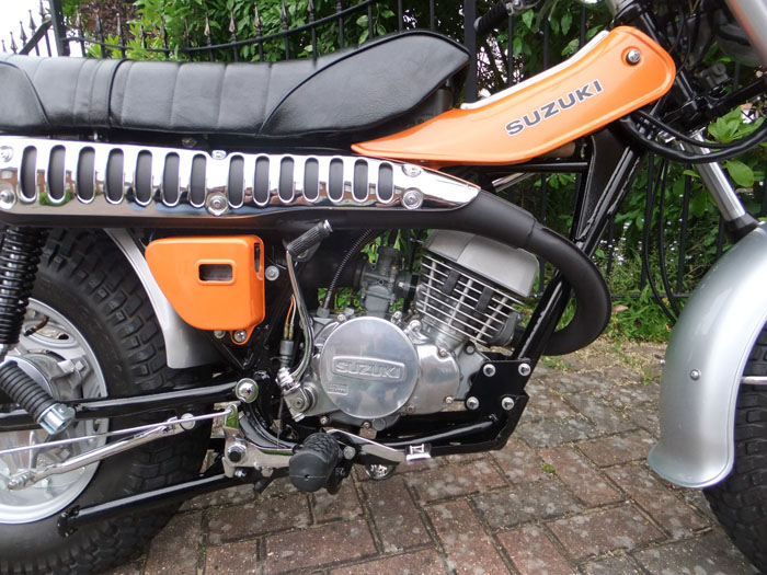1976 Suzuki RV 125 Engine