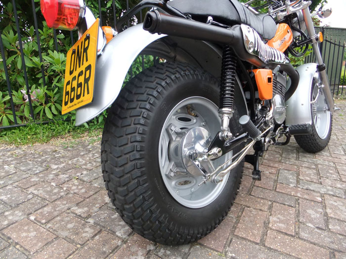 1976 Suzuki RV 125 Rear Wheel Shocks