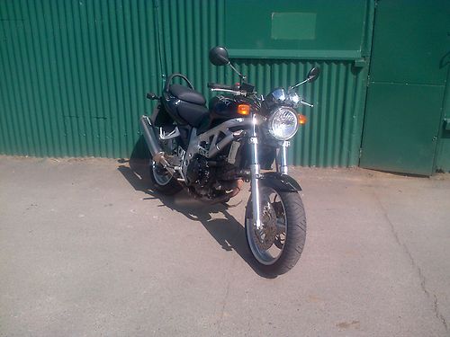 2002 Suzuki SV650 Front