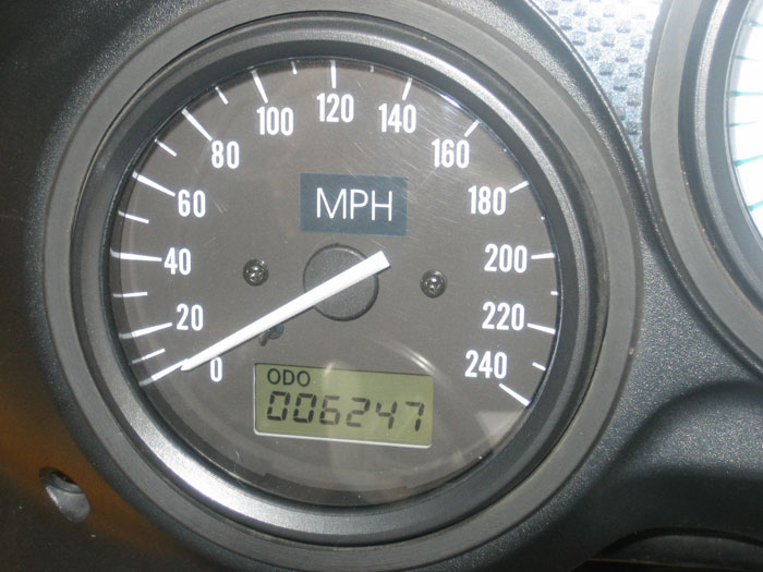 1999 Suzuki SV650S Speedometer