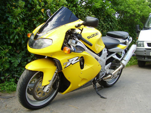 2001 Suzuki TL1000R Front