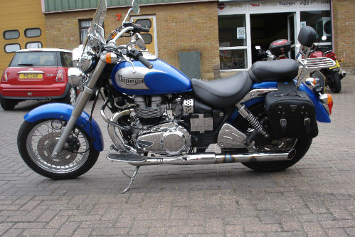 2003 Triumph Bonneville America 2