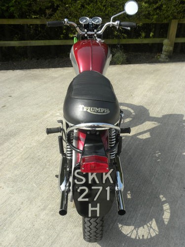 1970 Triumph T120R Bonneville Back