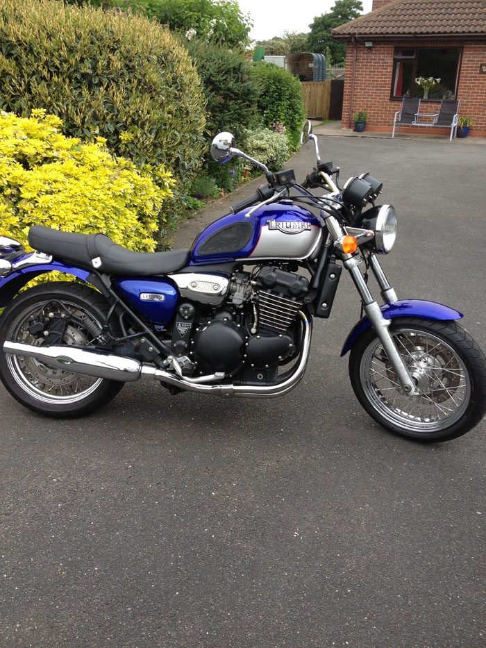 2001 Triumph Legend TT 1