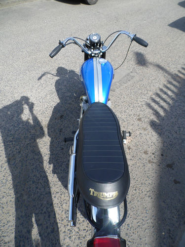 1967 Triumph TR6C Tank Seat