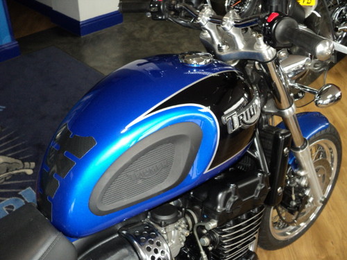 1998 triumph thunderbird sport blue tank