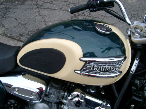 2003 Triumph Thunderbird Tank